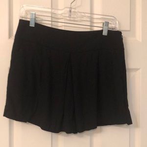 Loft black skort